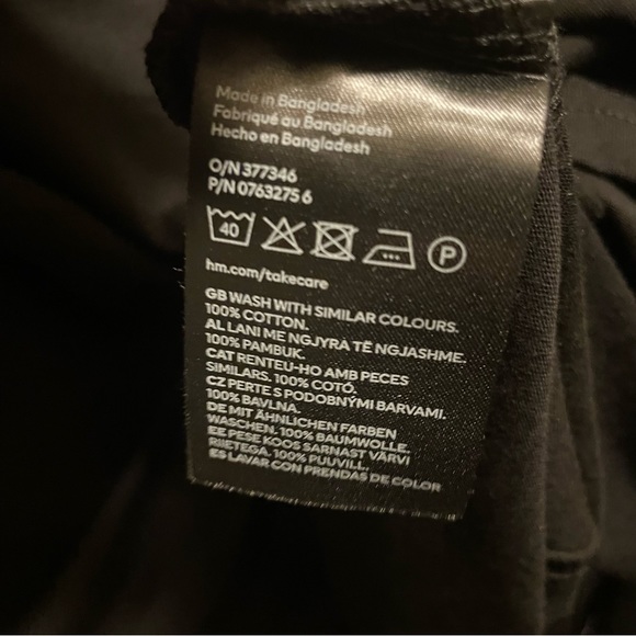 Men’s Regular Fit V Neck T Shirt Black H&M - Picture 6 of 6